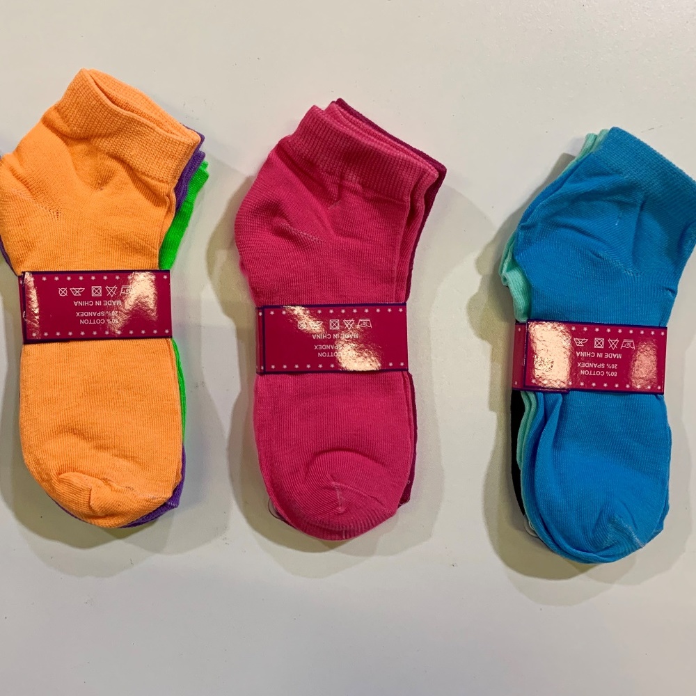 12 Pairs Pack Women's Assorted Ankle Socks